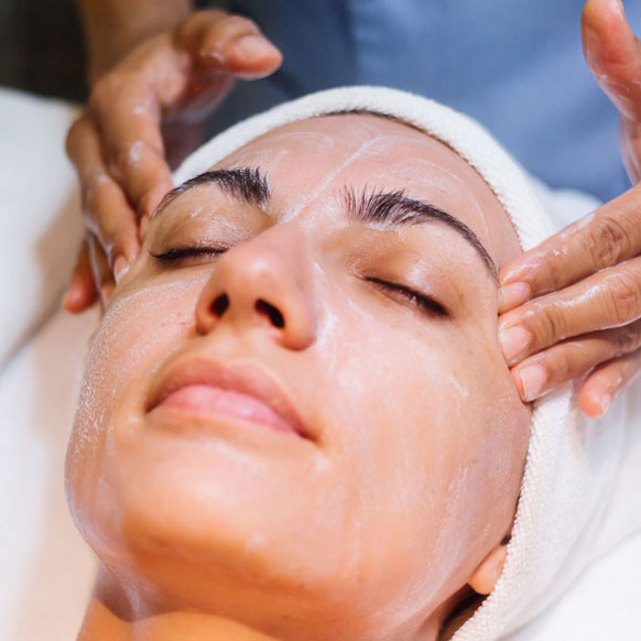 Glycolic Peel Treatment in Setibamedicalspa Westlake Village CA